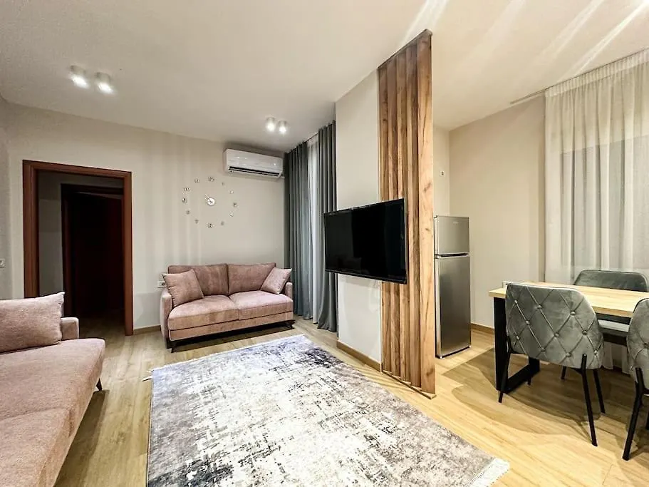 Elegant Rose City Center Oasis Тирана Албания